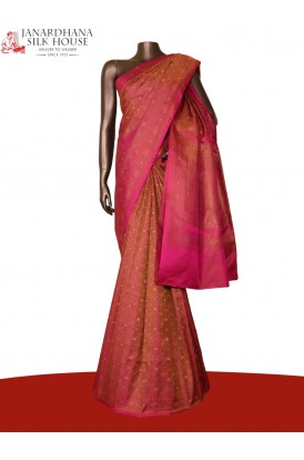 Exquisite Handloom Jamawar Tanchoi Silk Saree-Master Weaves