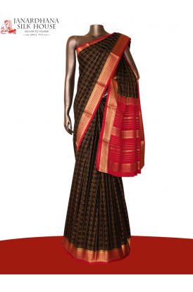 Double Checks Classic Mysore Crepe Silk Saree